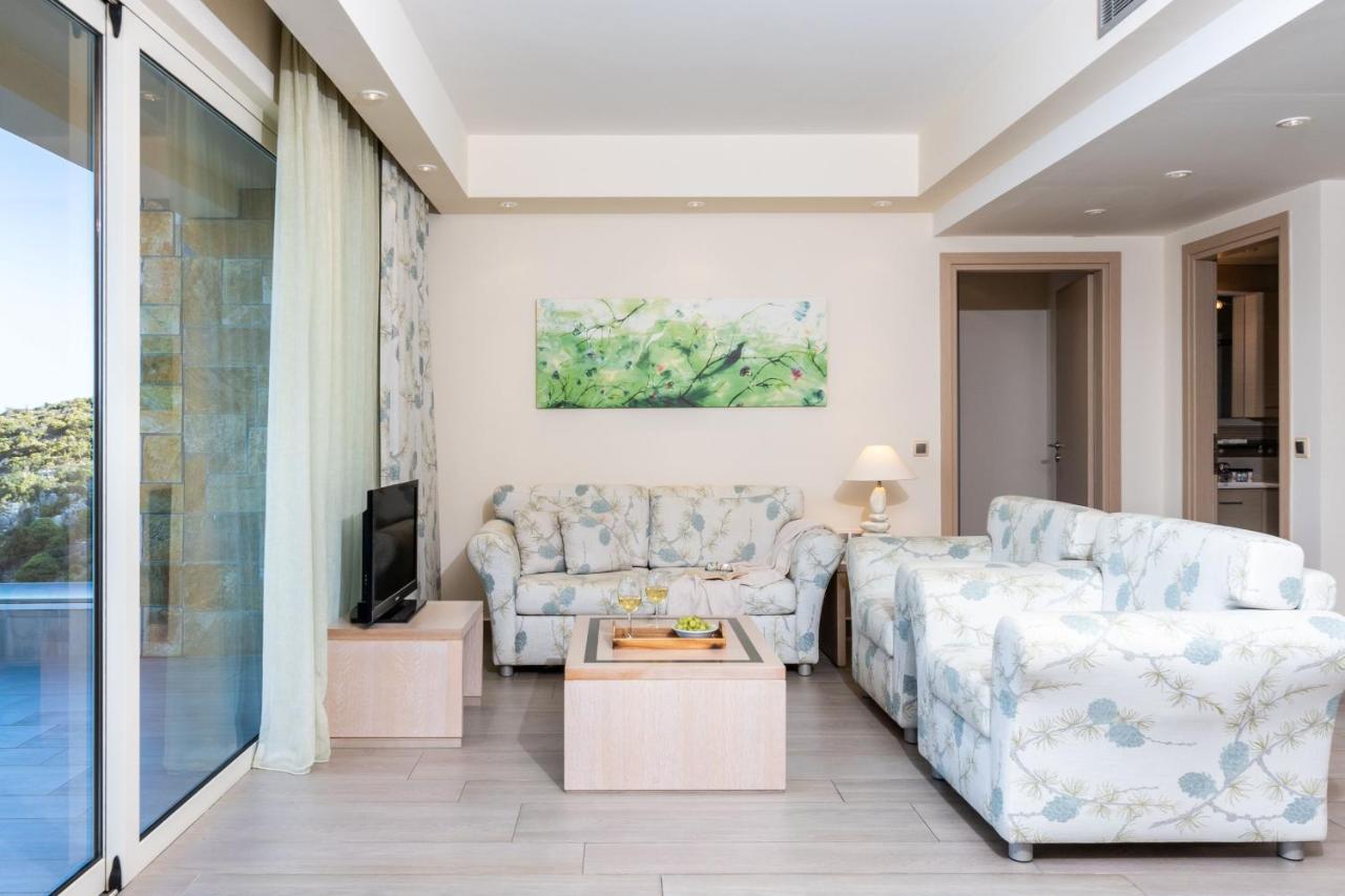 Princess Kyniska Suites Plítra Exteriör bild